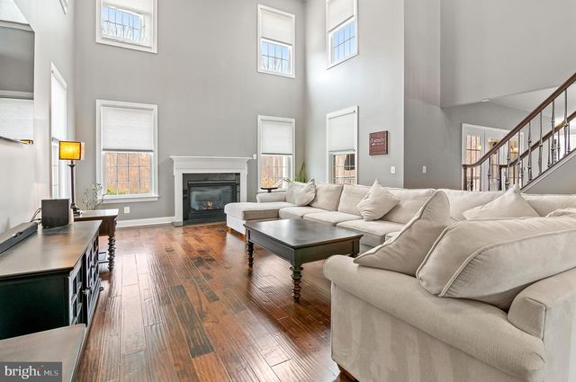 5220 BONNIE BRAE FARM DR, Haymarket, VA 20169