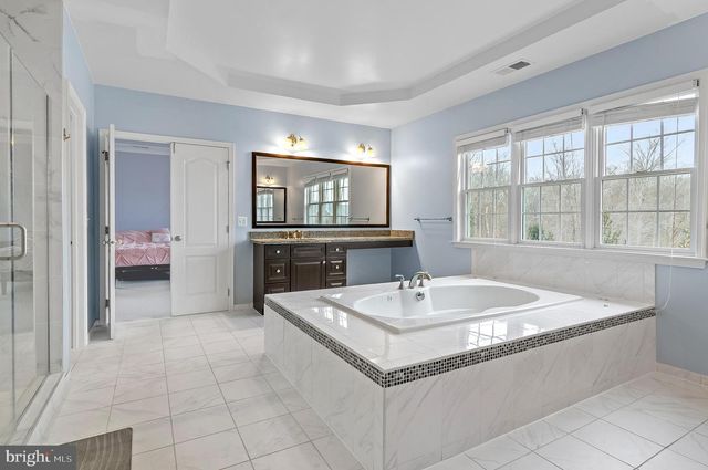 5220 BONNIE BRAE FARM DR, Haymarket, VA 20169