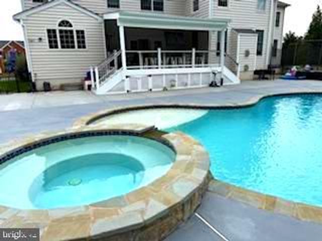 5220 BONNIE BRAE FARM DR, Haymarket, VA 20169