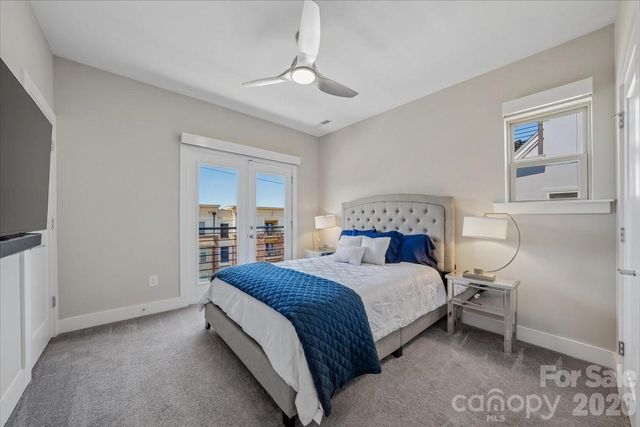12057 Brooklyn Avenue, Charlotte, NC 28204