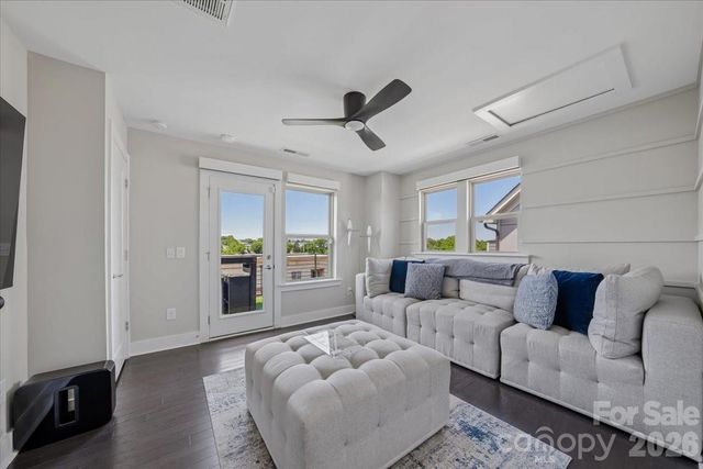 12057 Brooklyn Avenue, Charlotte, NC 28204