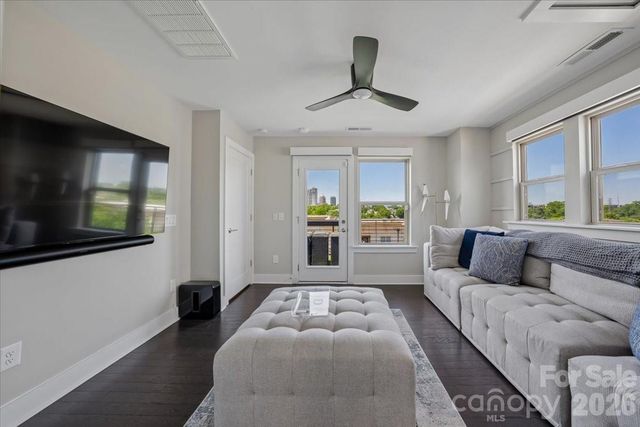 12057 Brooklyn Avenue, Charlotte, NC 28204