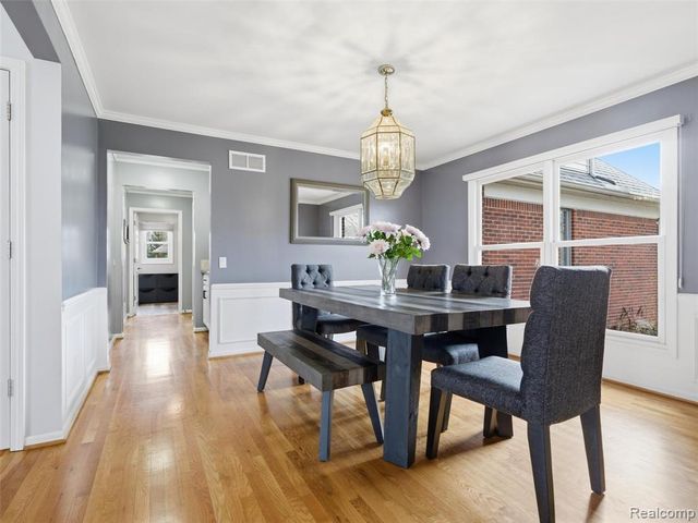 1160 Indianpipe Road, Lake Orion, MI 48360