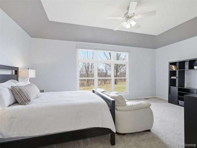 1160 Indianpipe Road, Lake Orion, MI 48360