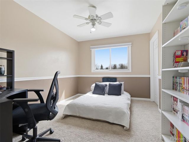 1160 Indianpipe Road, Lake Orion, MI 48360