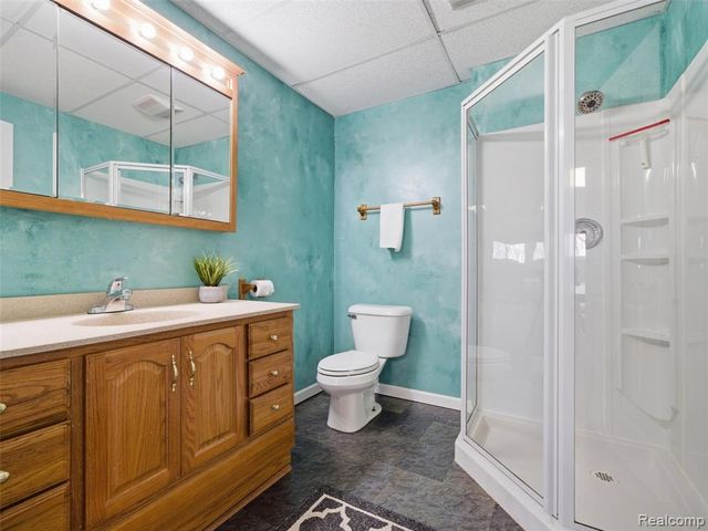 1160 Indianpipe Road, Lake Orion, MI 48360