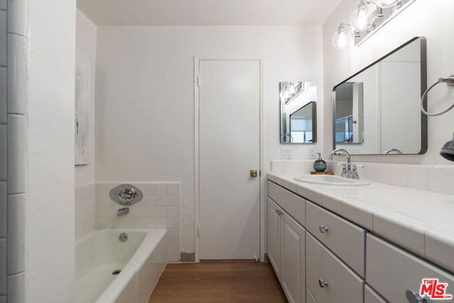 1021 12th Street 203, Santa Monica, CA 90403