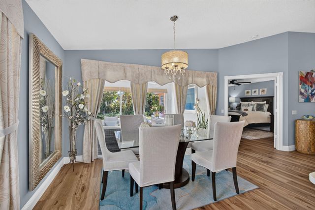 4089 Old Oak Drive, Palm Beach Gardens, FL 33410