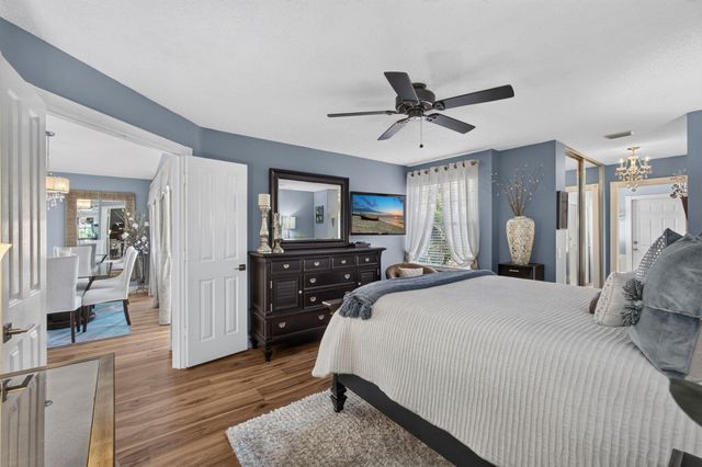 4089 Old Oak Drive, Palm Beach Gardens, FL 33410