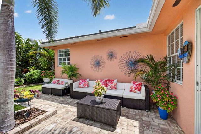 4089 Old Oak Drive, Palm Beach Gardens, FL 33410