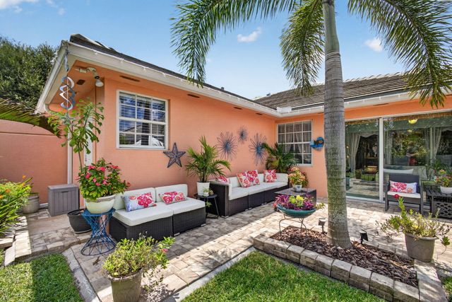 4089 Old Oak Drive, Palm Beach Gardens, FL 33410