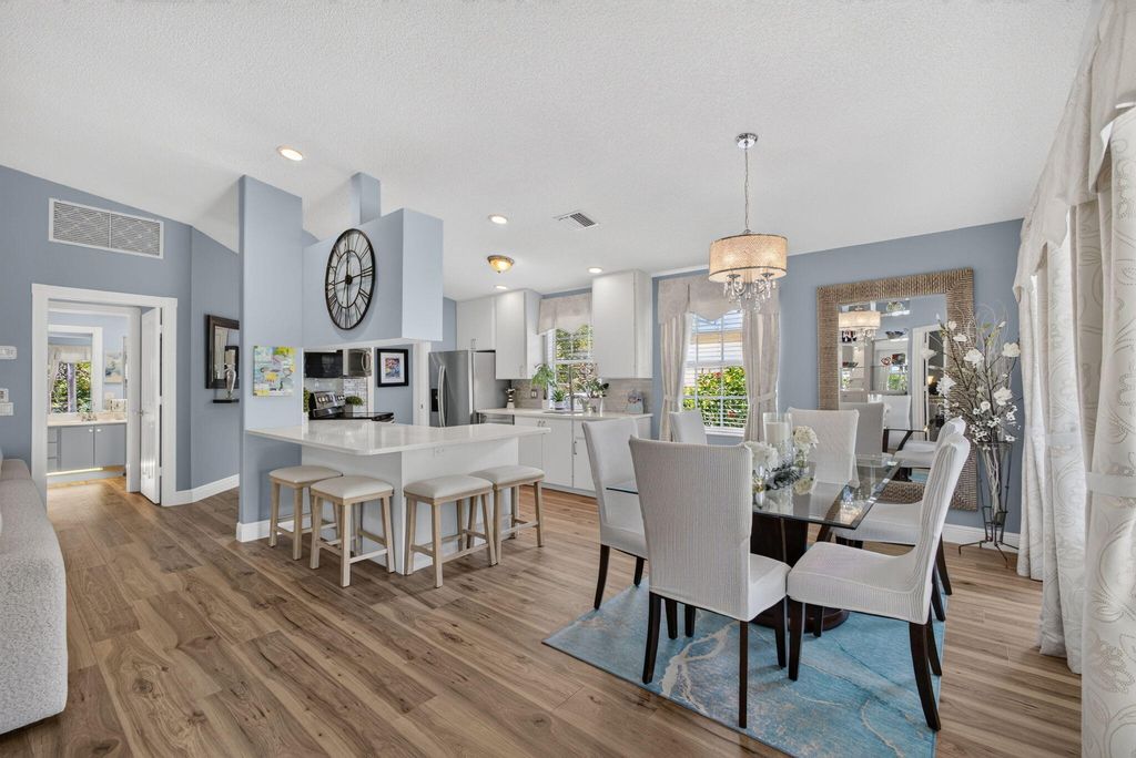 4089 Old Oak Drive, Palm Beach Gardens, FL 33410