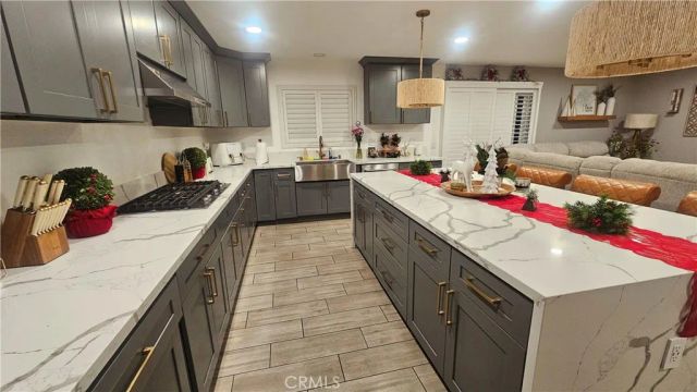 7556 Frazer, Jurupa Valley, CA 92509