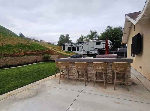 7556 Frazer, Jurupa Valley, CA 92509