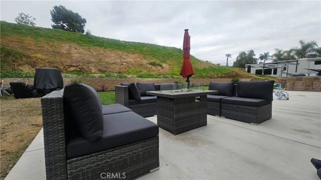 7556 Frazer, Jurupa Valley, CA 92509