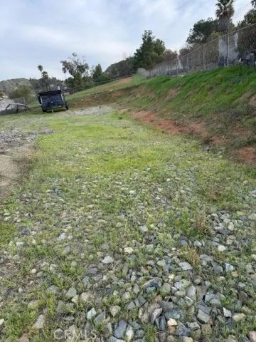 7556 Frazer, Jurupa Valley, CA 92509