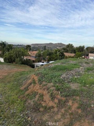 7556 Frazer, Jurupa Valley, CA 92509