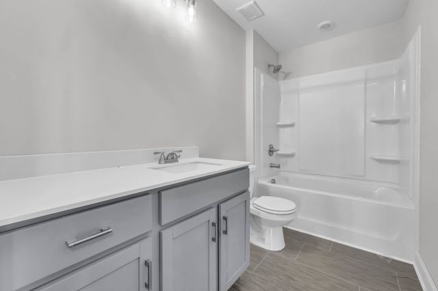 175 Leitrim Dr, Clarksville, TN 37042