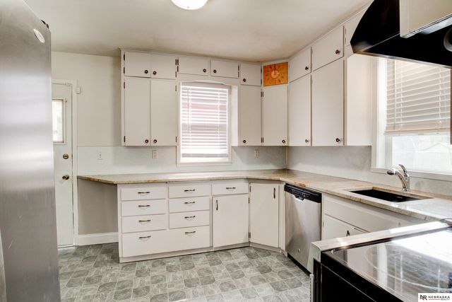 6759 N 24th Street, Omaha, NE 68112