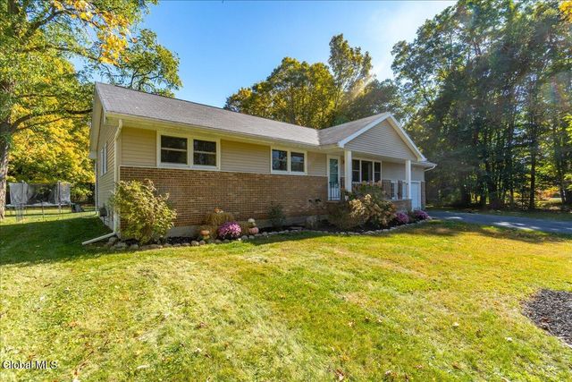 200 Scotch Bush Road, Ballston, NY 12027