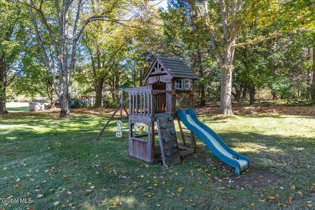 200 Scotch Bush Road, Ballston, NY 12027