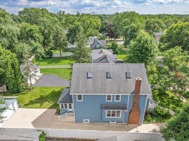 217 S Summit Street, Wheaton, IL 60187