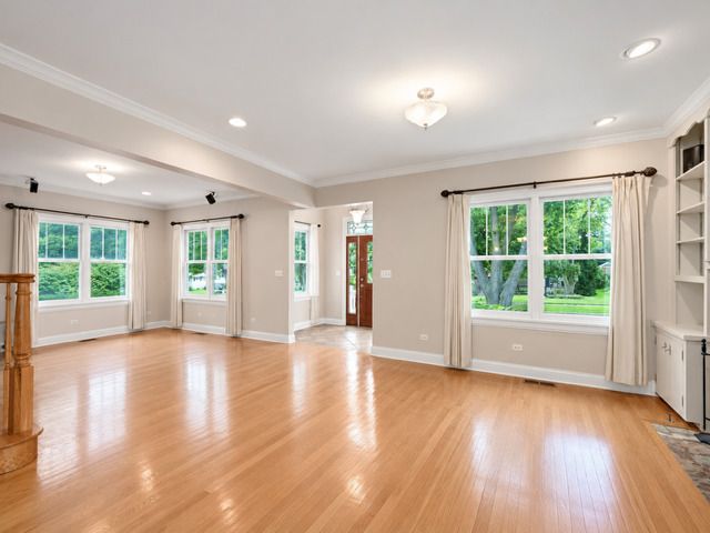 217 S Summit Street, Wheaton, IL 60187