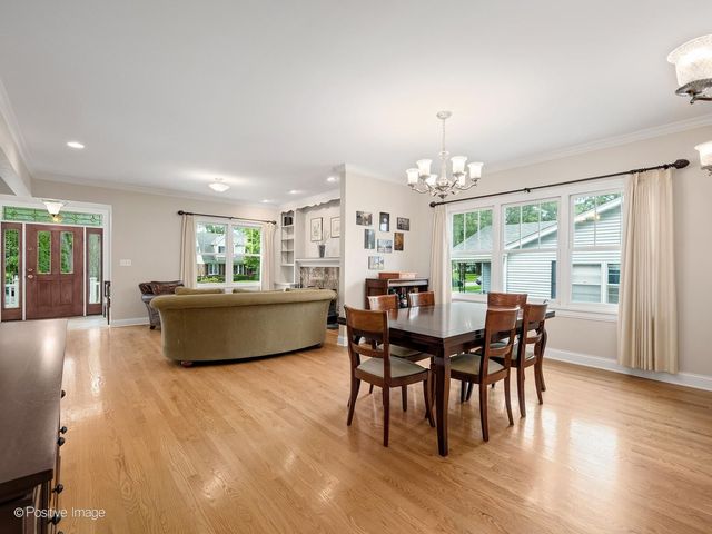 217 S Summit Street, Wheaton, IL 60187