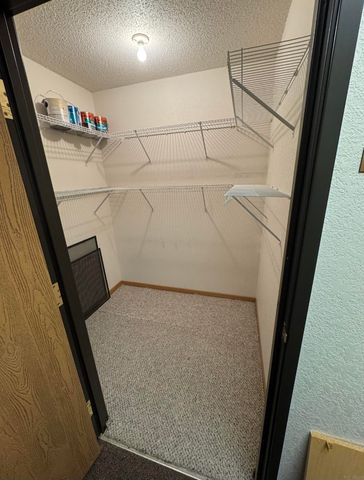 520 S 1st Ave Apt 104, New Hampton, IA 50659