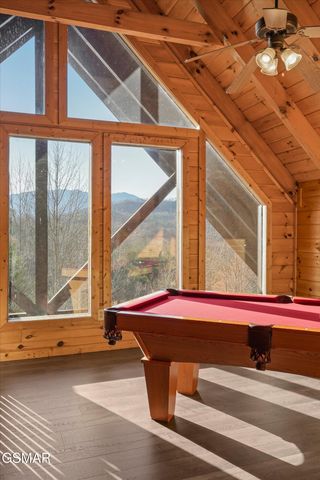 4449 Forest Vista Way, Pigeon Forge, TN 37863