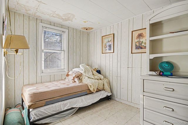 60800 Lilly Lake Drive, Newberg Township, MI 49061