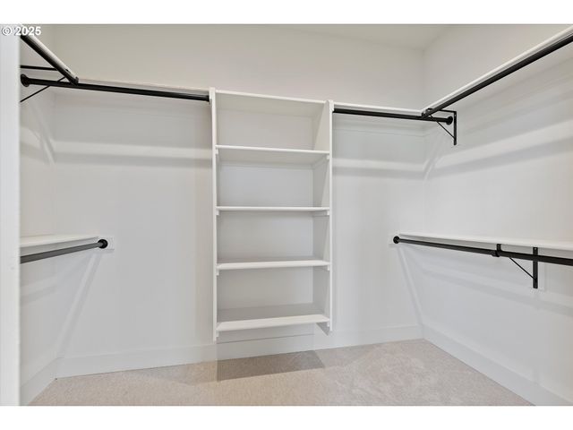 4643 N GANTENBEIN Ave, Portland, OR 97217