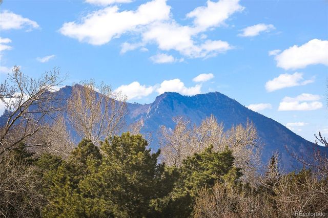 10213 W 80th Drive B, Arvada, CO 80005