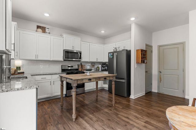 516 Gammon Lane, Fountain Inn, SC 29644