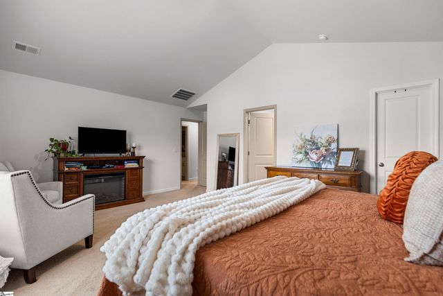 516 Gammon Lane, Fountain Inn, SC 29644