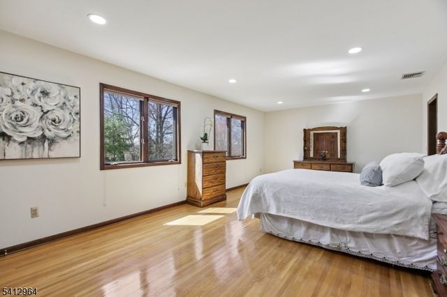 34 Knollcroft Rd, Bernards Twp., NJ 07920