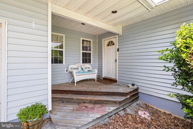2278 CARTERSVILLE RD, Mineral, VA 23117
