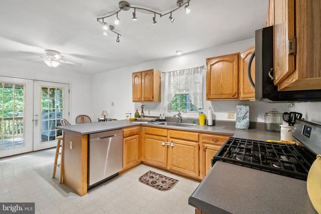 2278 CARTERSVILLE RD, Mineral, VA 23117