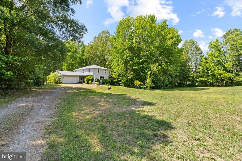 2278 CARTERSVILLE RD, Mineral, VA 23117