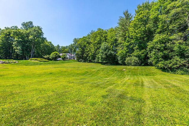 866 East Manchester Road, Manchester, VT 05255