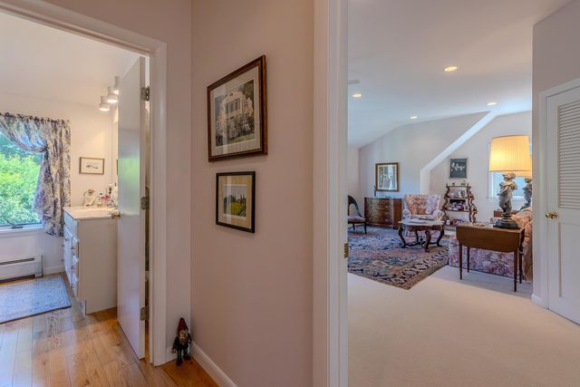 866 East Manchester Road, Manchester, VT 05255
