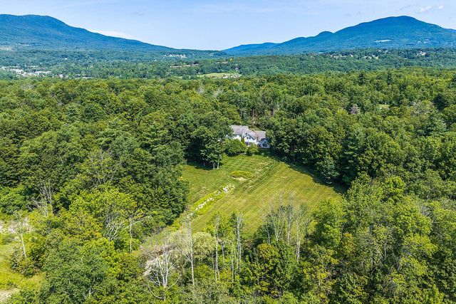 866 East Manchester Road, Manchester, VT 05255