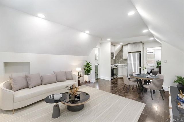 148-02 3rd Avenue, New York City, NY 11357
