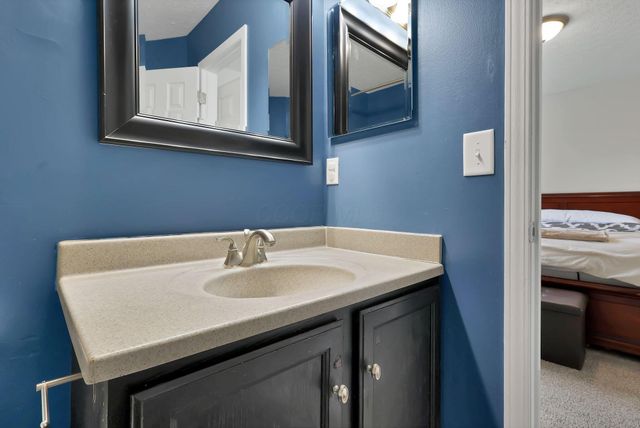 8967 Holquest Drive, Lewis Center, OH 43035