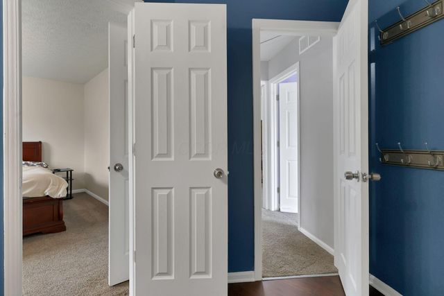 8967 Holquest Drive, Lewis Center, OH 43035
