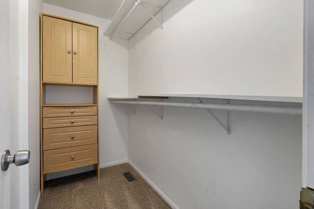8967 Holquest Drive, Lewis Center, OH 43035