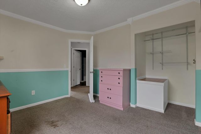 8967 Holquest Drive, Lewis Center, OH 43035