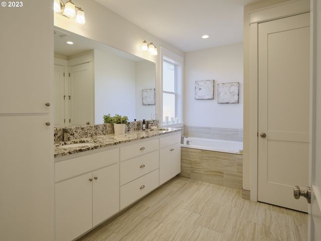 526 3RD St, Woodland, WA 98674