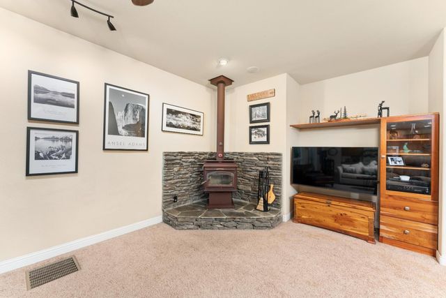 22028 Farrier Ct, Foresthill, CA 95631