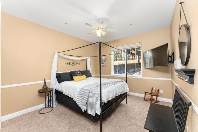 22028 Farrier Ct, Foresthill, CA 95631